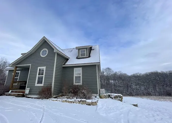 Ferienhaus Gorgeous 3bdrm/3bth, Hot Tub, Fireplace, Kid/pet Friendly *