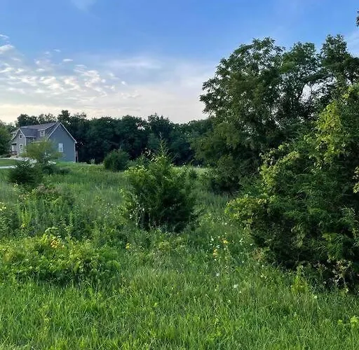 Ferienhaus Gorgeous 3bdrm/3bth, Hot Tub, Fireplace, Kid/pet Friendly *