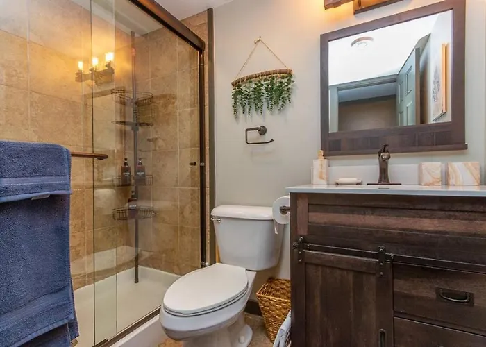 Ferienhaus Gorgeous 3bdrm/3bth, Hot Tub, Fireplace, Kid/pet Friendly Galena